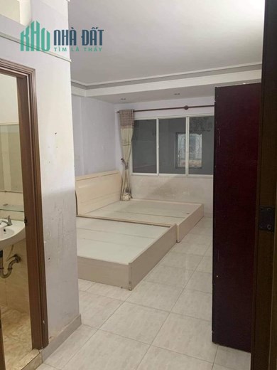 BÁN NHÀ Q. BÌNH TÂN - LÊ VĂN QUỚI - VÀI CĂN RA MT - Ô TÔ VÀO NHÀ - 81M2 - 3 TẦNG - 5.8 TỶ