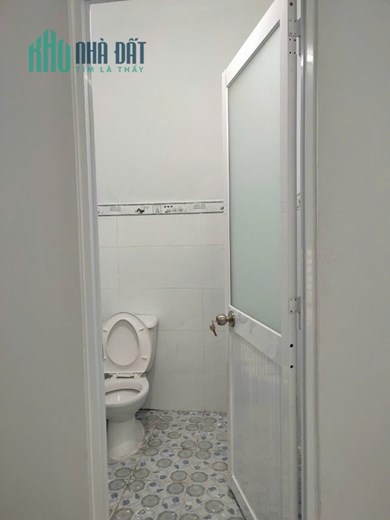 Chỉ 950 triệu có nhà Tỉnh Lộ 10 Bình Tân 2 tầng 23m2 SHR.