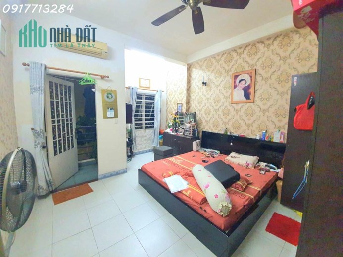PHÚ NHUẬN - GẦN PHAN XÍCH LONG - NHÀ GẦN 75M2 ĐẸP Ở NGAY.
NHÀ 4 TẦNG - GẦN 75 M2 ( 4 x 18 ) - 5PN
