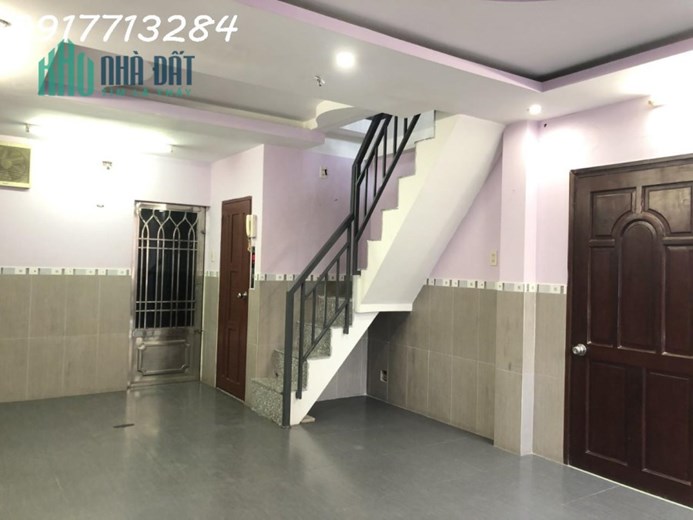 HÀNG HIẾM LẠC LONG QUÂN - NHÀ MỚI 5 TẦNG - CÓ THANG MÁY - HẺM Ô TÔ 8M - KINH DOANH - CHỈ 140TR/M2 -