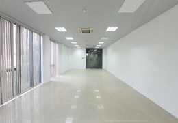 Cho thuê văn phòng phố Chùa Láng 100m2 - 20tr/tháng
