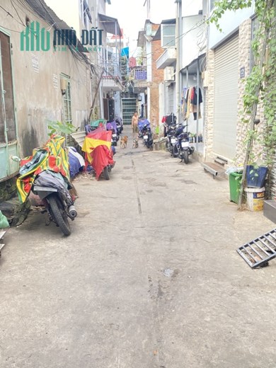 bán nhà Phạm Văn Đồng , hẻm lơn .. BInhf Thạnh