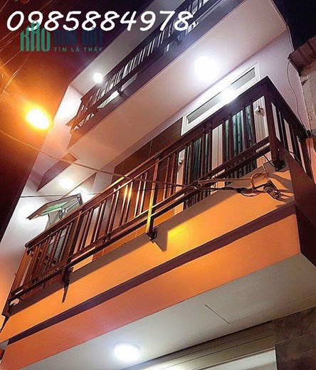 Bán gấp nhà Ngô Đến, Vĩnh Phước, Nha Trang
Nhà 1 trệt 2 lầu, 3pn, 3wc