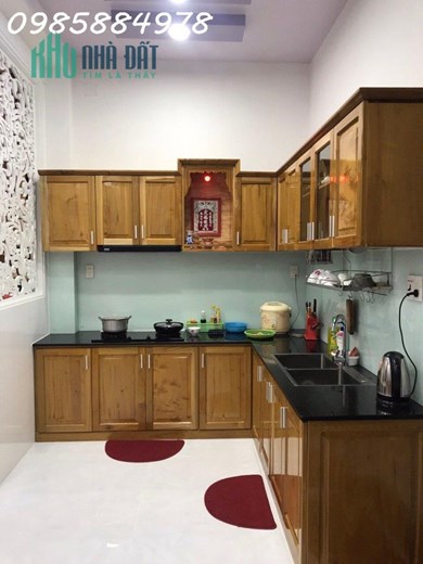 Bán gấp nhà Ngô Đến, Vĩnh Phước, Nha Trang
Nhà 1 trệt 2 lầu, 3pn, 3wc