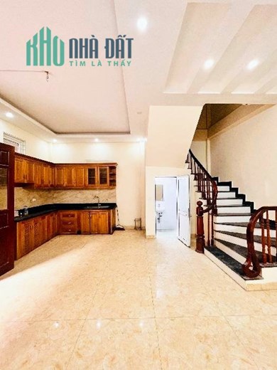 Nhà Mặt Ngõ Trương Định - HBT 4.78 tỷ, 45M2 x 5T, MặtTiền Rộng 6M, Ngõ Thông Thoáng