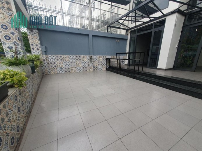 MẶT BẰNG KINH DOANH NHÀ HÀNG BAR CAFE THẢO ĐIỀN CỰC HIẾM MẶT TIỀN 13M