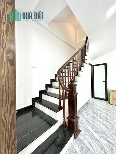 Bán nhà Phố Vọng, phân lô ô tô vào nhà Hai Bà 50m2*5tầng 4PN nhà siêu thoáng mát giá nhỉnh 9 tỉ