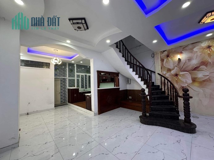[NHÀ ĐẸP LỘNG LẪY - XE TẢI ĐỔ CỬA - VỊ TRÍ TRUNG TÂM] - [KẾT CẤU 4 TẦNG] - 6x14m - CHỈ 9 TỶ MẤY.