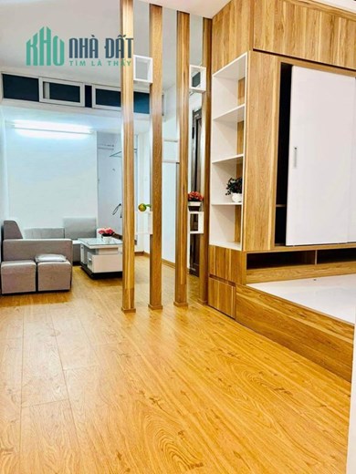 BÁN TẬP THỂ ĐỒNG TÂM, HAI BÀ TRƯNG GẦN TRƯỜNG BÁCH KHOA 60M2 Ở SIÊU THOÁNG MÁT