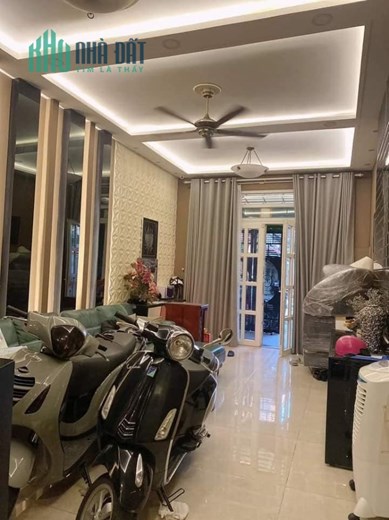 HẺM XE HƠI TRÁNH NHAU LÂM VĂN BỀN -TÂN KIỂNG Q7 - CHÍNH CHỦ TRANG BÌA - CHỦ NGỘP CẦN BÁN GẤP