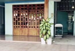CHÍNH CHỦ CẦN BÁN NHÀ TẶNG NỘI THẤT VỊ TRÍ MẶT TIỀN.