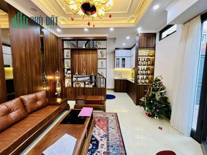 Bán Quận Nhà Thanh Xuân 30m2 5 Tầng Lô Góc, Full Nội Thất Xịn, Giá 5.4 Tỷ