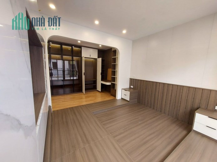 NHÀ MỚI FULL NỘI THẤT ĐẲNG CẤP ĐÓN TẾT, NGÕ RỘNG ĐƯỜNG GIÁP BÁT 5 TẦNG 41M2 GIÁ Á HẬU