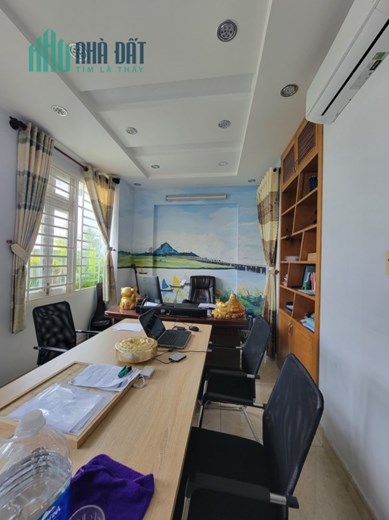 Bán Nhà Nguyễn Kiệm Gò Vấp 3 Tầng 3 Phòng Ngủ Ở Ngay Đúc Thật