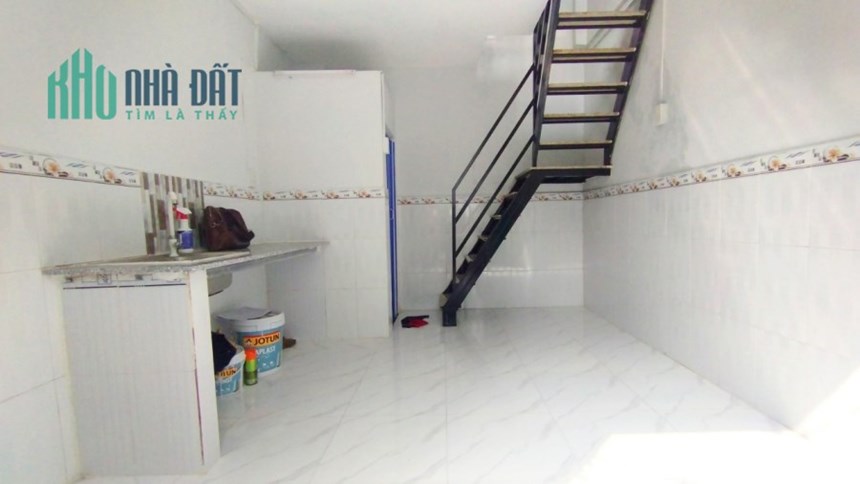 Chỉ 1 tỷ nhỉnh có nhà Quận 6 sát Bình Tiên 3 tầng DTSD 39m2.