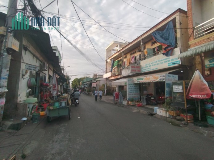 Bán Mặt Tiền KD Đường Số 4 Linh Xuân 70m2 Ngang 7.7m Giá 5 Tỷ 200