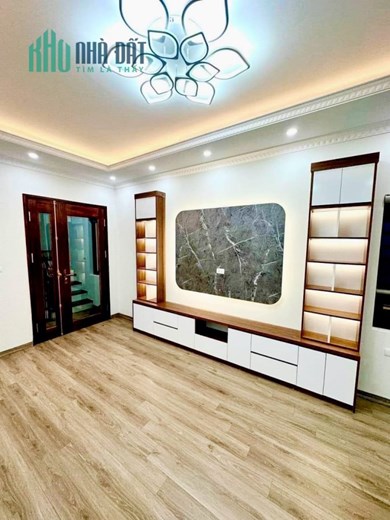 NHÀ MỚI 5 TẦNG QUẬN TÂY HỒ - 10M RA ÔTÔ RA MẶT PHỐ - DT:40M2 MT:3.5M GỒM 3 PHÒNG NGỦ - GIÁ: 4.95 TỶ