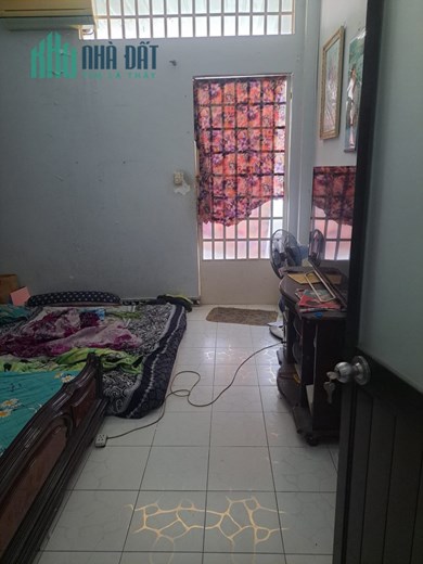 GẤP! Bán nhà Quận 12, 4x17 - 2 Tầng, HXH Nguyễn Văn Quá, Gần Chợ Cầu, Giá Rẻ chỉ hơn 4 Tỷ TL mạnh