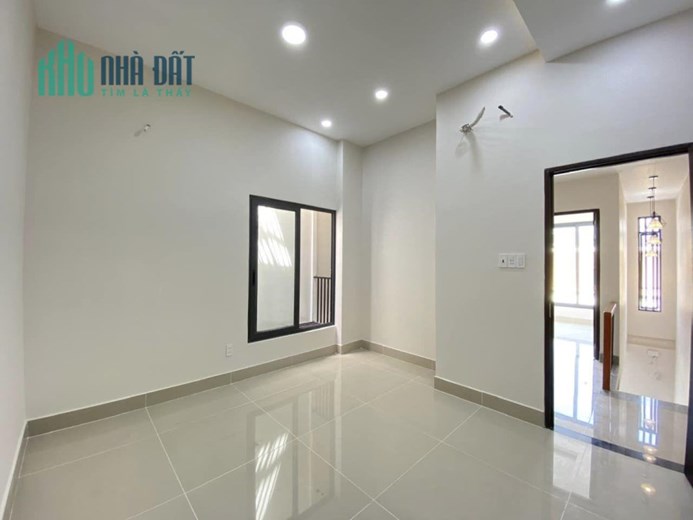 Nhà bán,2tầng,hẻm 4m,5x12m2,phan văn trị,bình thạnh,giá:5,xty