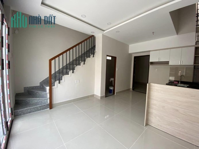 Nhà bán,2tầng,hẻm 4m,5x12m2,phan văn trị,bình thạnh,giá:5,xty