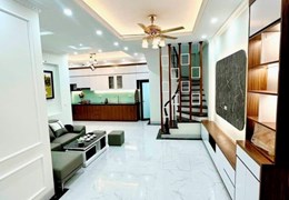 TÂY HỒ NHÀ ĐẸP 5 TẦNG PHỐ ÂU CƠ - 10M RA ÔTÔ RA MẶT PHỐ - DT:40M2 MT:3.5M GỒM 3 PHÒNG NGỦ - GIÁ: