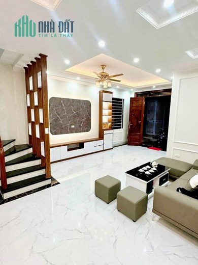 TÂY HỒ NHÀ ĐẸP 5 TẦNG PHỐ ÂU CƠ - 10M RA ÔTÔ RA MẶT PHỐ - DT:40M2 MT:3.5M GỒM 3 PHÒNG NGỦ - GIÁ: