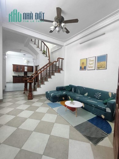 NHANH! BÁN NHÀ CC NGÕ 94 TÂN MAI, MẶT NG DT 43M Ô TÔ 5 tạ đỗ cửa, KINH DOANH HƠN 3 TỶ