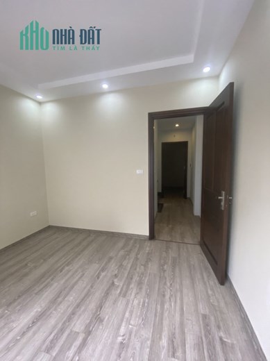 Bán nhà phố Hạ Yên Quyết, Yên Hòa, Cầu Giấy. 45m2 x 5 Tầng. NHÀ ĐẸP. GẦN PHỐ. Hơn 6 Tỷ.
