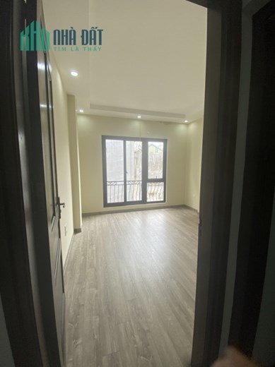 Bán nhà phố Hạ Yên Quyết, Yên Hòa, Cầu Giấy. 45m2 x 5 Tầng. NHÀ ĐẸP. GẦN PHỐ. Hơn 6 Tỷ.