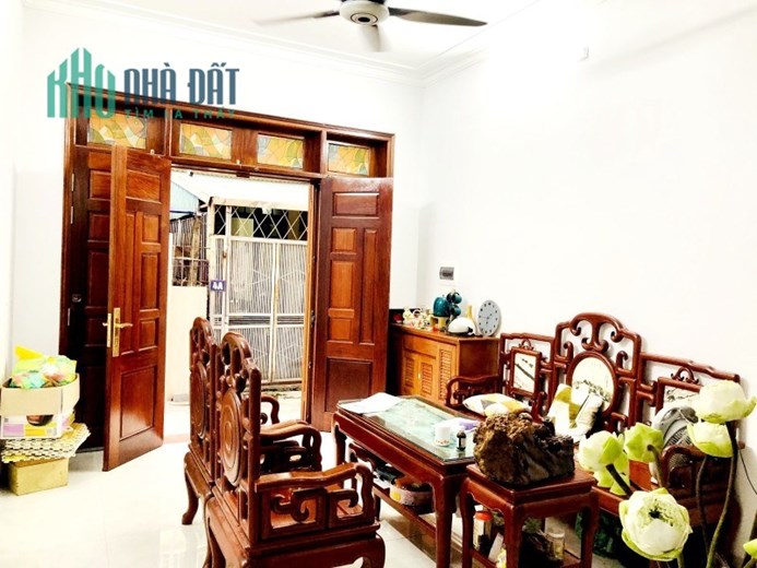 Bán nhà Vũ Xuân Thiều,Long Biên 4 tầng,87m2 lô góc,oto đua nhỉnh 6 tỷ