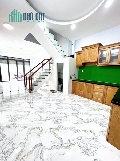 Bán nhà mới xây shr-hxh 46m2-4tang Hoàng Bật Đạt Tân Bình , 5 tỷ nhỉnh 0932030061
