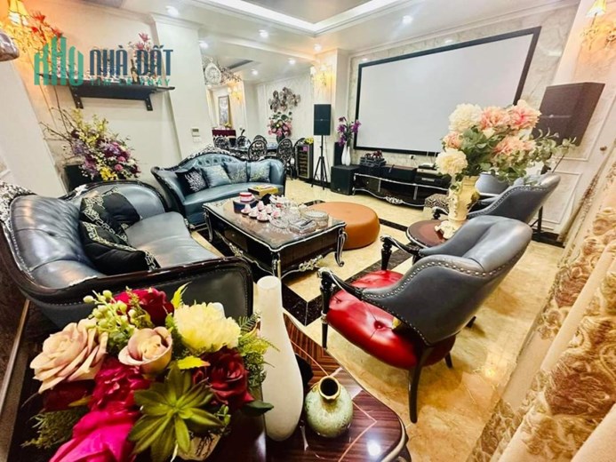 LÂU ĐÀI DÁT VÀNG - HÀNG XÓM HỒ ĐỀN LỪ - PHỐ HOÀNG MAI - 100M X 7T. GIA 19 TỶ