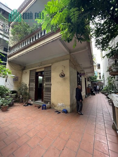 SIÊU HIẾM ĐỐNG ĐA -  MẢNH ĐẤT VÀNG PHỐ HOÀNG CẦU - XÂY BIỆT THỰ . 240M X MT 8M. GIÁ 48 TỶ