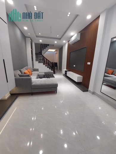 PHÂN LÔ - THÁI HÀ - Ô TÔ TRÁNH - NHÀ ĐẸP;  48m x 5 tầng. giá 10 tỷ