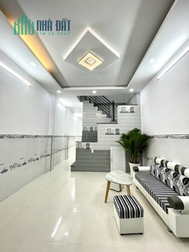 Chỉ 4 xí có nhà HXH sát Ngã Tư 4 xã Bình Tân 2 tầng đúc.
