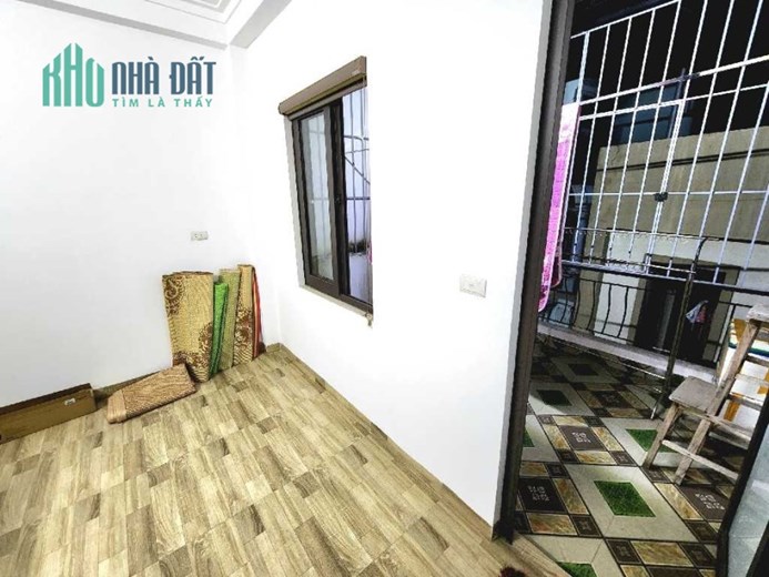 CAM KẾT thật 100%! Bán nhà sát cầu vượt Mai Dịch, vị trí cực đẹp, sát phố