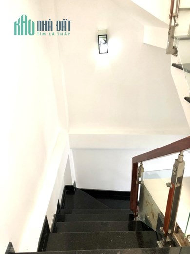 ♥️♥️ Nhà đẹp Gần chợ Phạm Văn Hai, nội thất cao cấp, 2 lầu 3 phòng ngủ