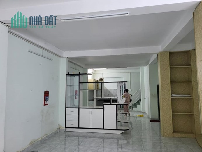 ♥️♥️ Nhà Hẻm 39 Hoàng Bật Đạt - gần trường Hoàng Hoa Thám - 3 phòng ngủ