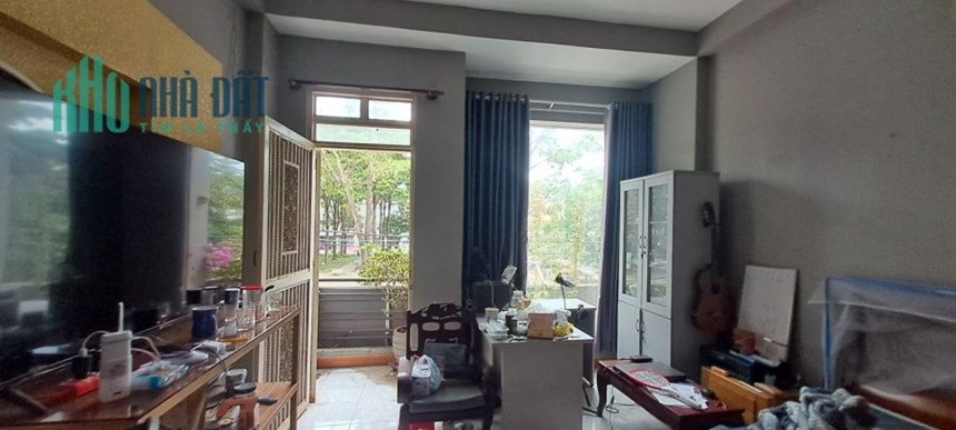 Nhà mặt tiền công viên bán, Phước Bình, quận 9, tp Thủ Đức, TpHCM