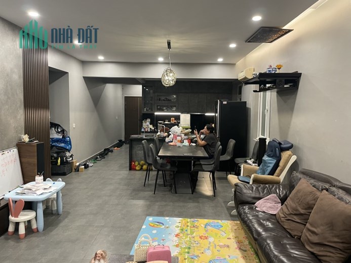 Hiếm ! bán căn 3PN2WC diện tích 152m2  chung cư 172 ngọc khánh giá 7.5 tỷ