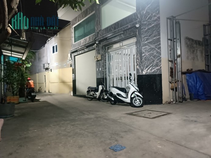 Bán nhà Xe Hơi ĐC Trần Bình Trọng 37m2 4Tầng 3PN sân chung rộng nội bộ an ninh 4.x tỷ 0989998427