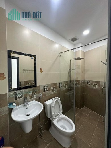 Xe hơi ĐC,15m HXH tránh nhà mới 40m2 Trần Bình Trọng 4Tầng 4PN Full Nội thất chào 5.8 tỷ