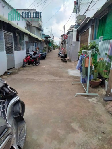 08. Nhà sau Lưng KDC Đại Ngân - 5,5 triệu