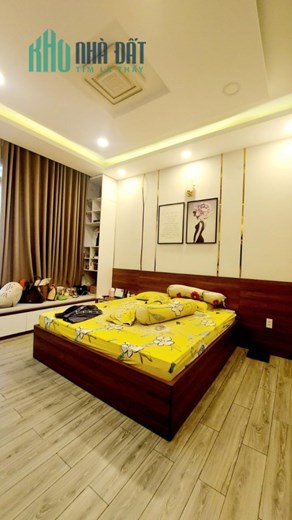 Ngộp Hẻm 110 Tô Hiệu - Tân Phú 80m2 - 3 tấm - HXH tránh KD