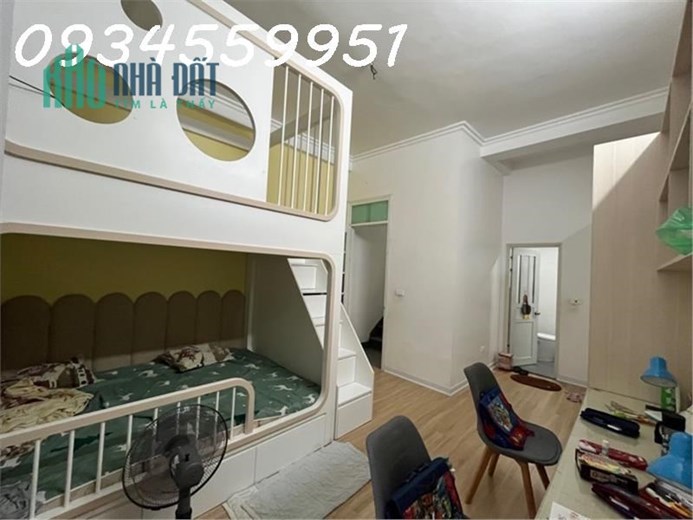 BÁN NHÀ RIÊNG 38M2 NGÕ 5 HOÀNG QUỐC VIỆT- NGHĨA ĐÔ- CẦU GIẤY- NHÀ LÔ GÓC NGÕ THÔNG GẦN PHỐ