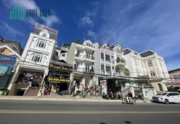 Cho thuê khách sạn gần Hồ Xuân Hương Đà Lạt đầy đủ giấy phép