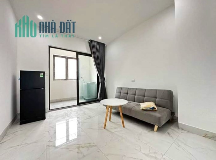 Bán toà nhà cho thuê Cầu Giấy 105m*8T, lô góc, full nội thất, ô tô, cho thuê 140tr/tháng