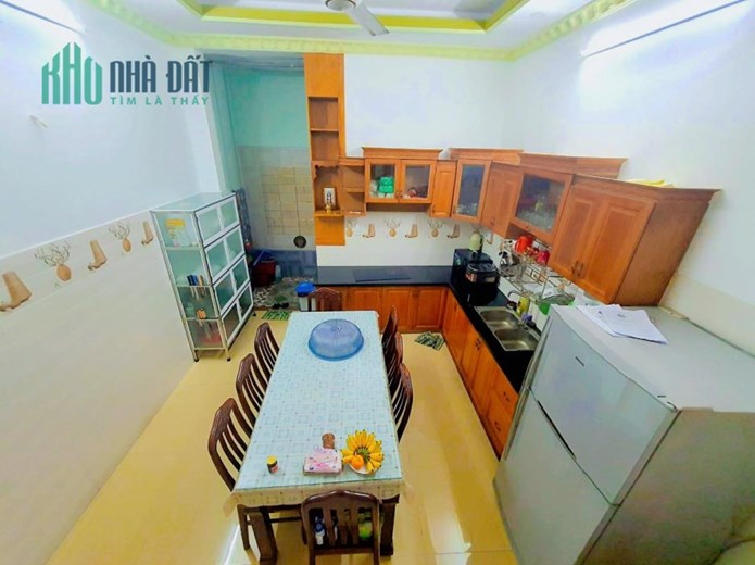 Quá Ngợp! Bán nhà Quận 12 - 4 Tầng Ở Ngay - 62m2 - Khu VIP Hẻm Xe Hơi Tránh - Giá Rẻ hơn 5 TỶ TL