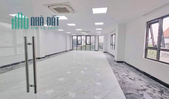 Toà văn phòng 9T có hầm Hoàng Quốc Việt, vỉa hè, ô tô tránh giá 41.9 tỷ