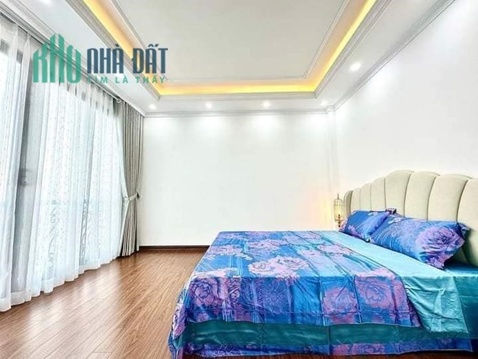 BÁN NHÀ ĐẸP 5 TẦNG DT:40M2 MT:3.6M 3 PHÒNG NGỦ GIÁ: 4x TỶ QUẬN TÂY HỒ HÀ NỘI